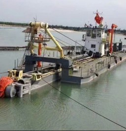 Máy móc nạo vét